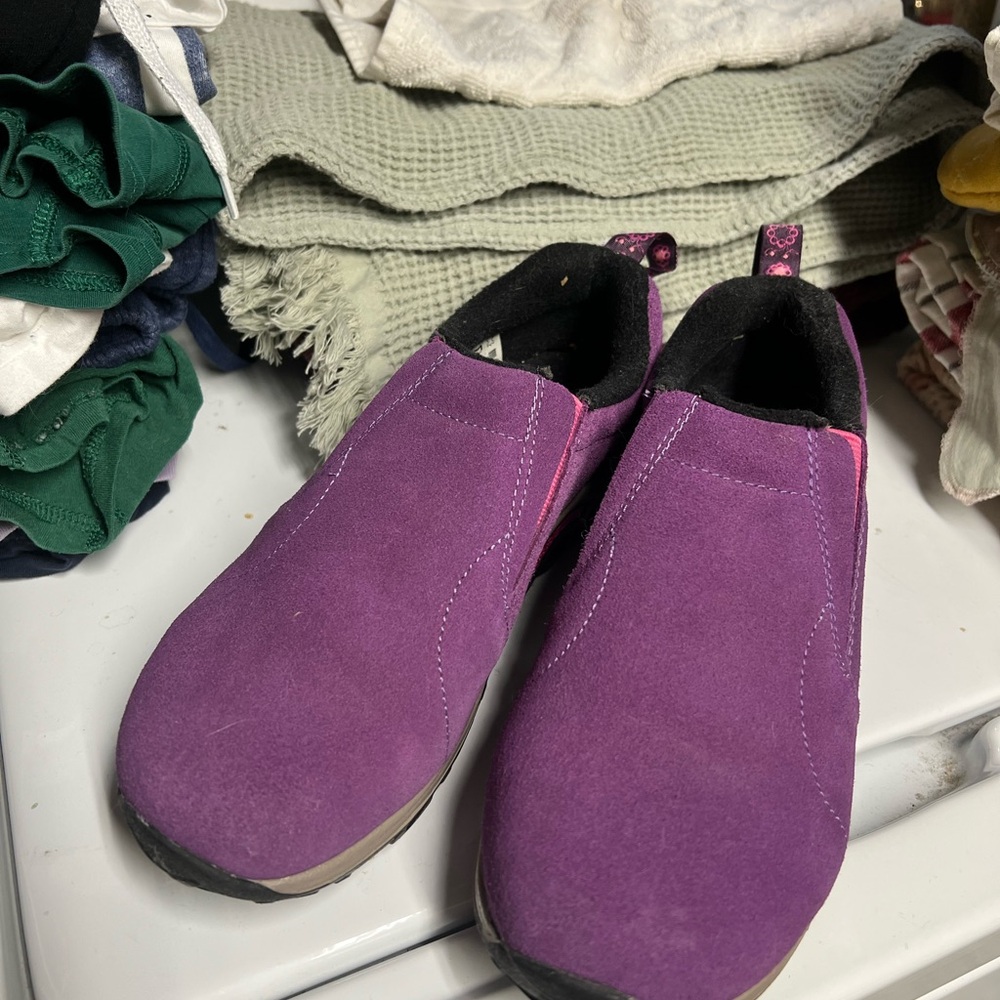 Merrell size 5 Jungle Mocs, water resistant Purple Suede New Without Tags